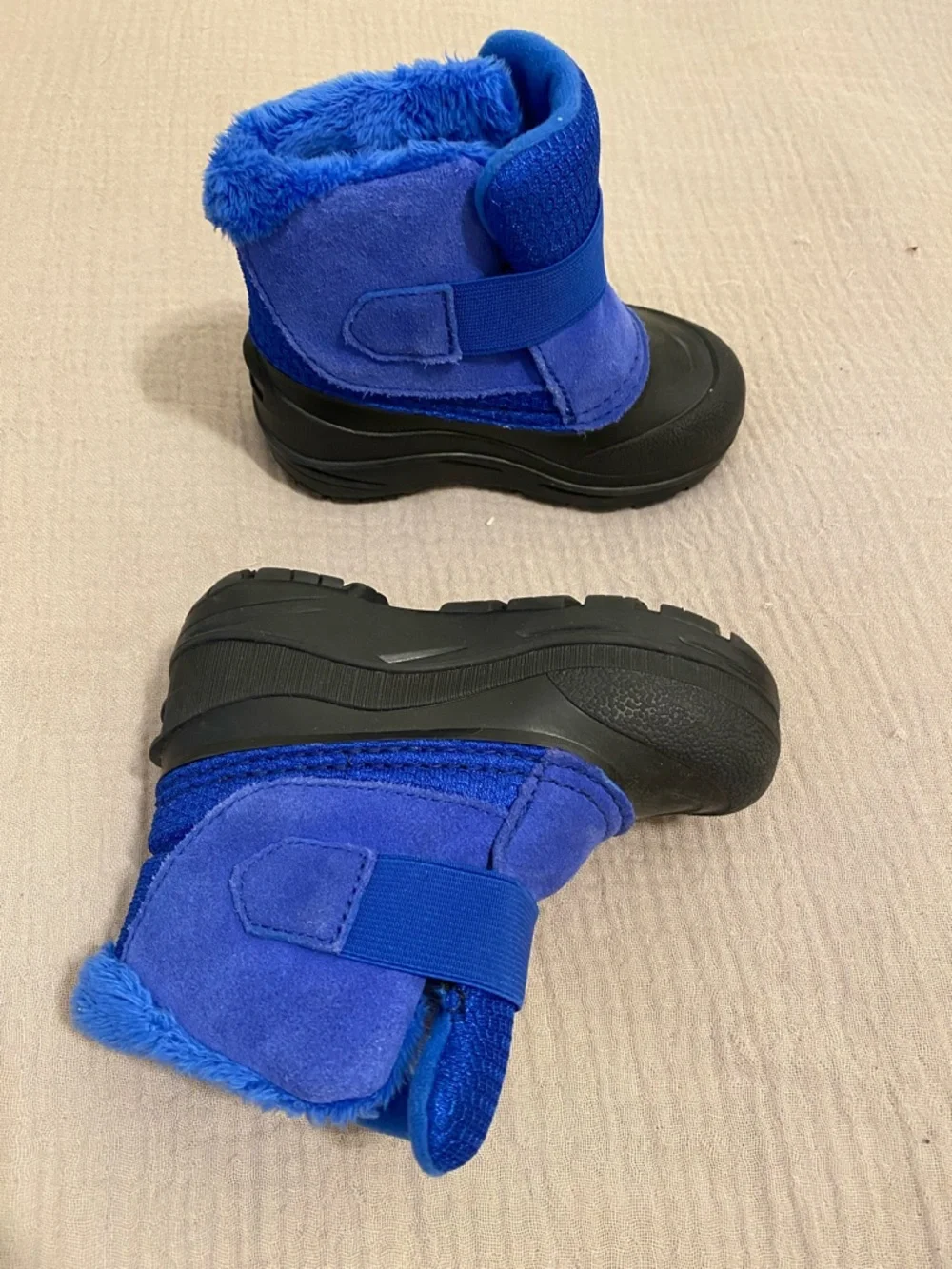 The North Face Kids' Blue Insulated Winter Boots. Size 8